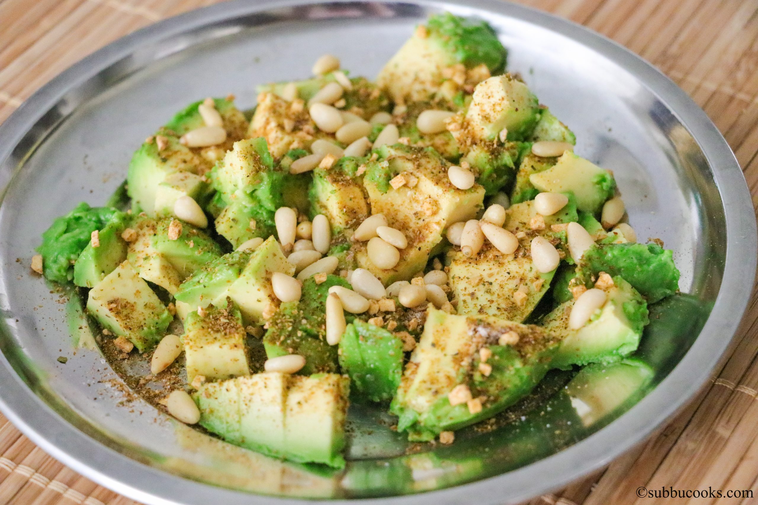 Avocado Keto Recipes: Delicious & Vegetarian-Friendly Options