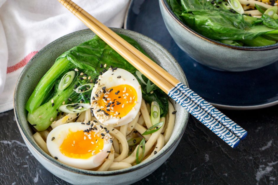 Flavorful Japanese Vegetarian Udon Soup Recipe