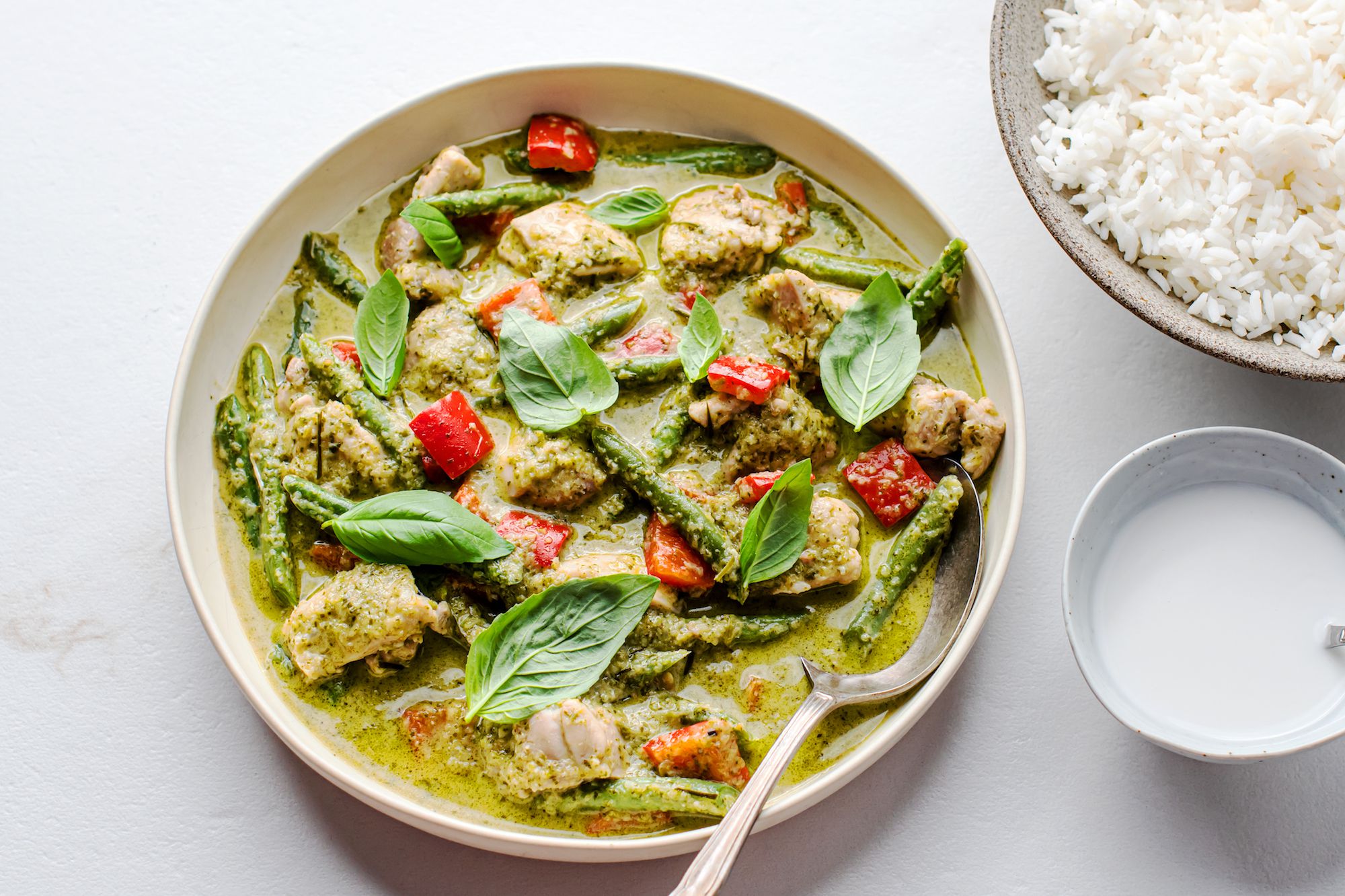 Get Your Thai Fix with this Healthy Vegetarian Green Curry