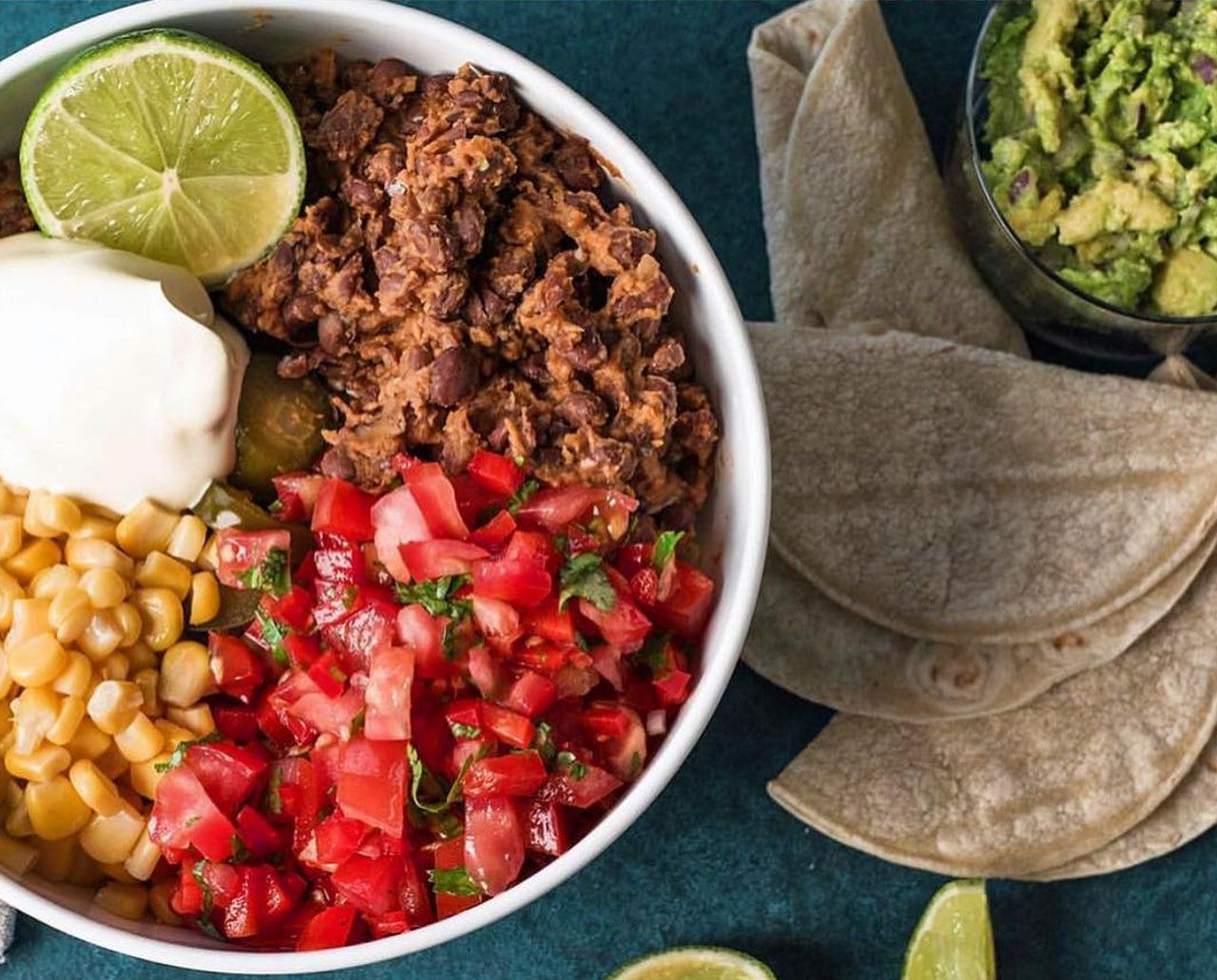 Healthy Vegetarian Mexican Burrito Bowl Recipe: Easy and Flavorful