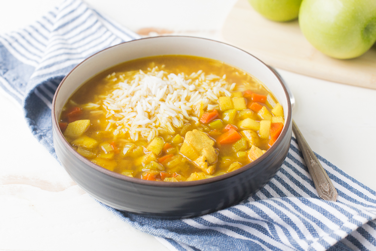 Spice Up Your Night with a Vegetarian Mulligatawny - Recipe Inside!