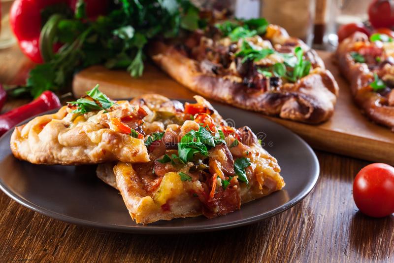 Try this delicious veggie pide recipe for a plant-based twist!